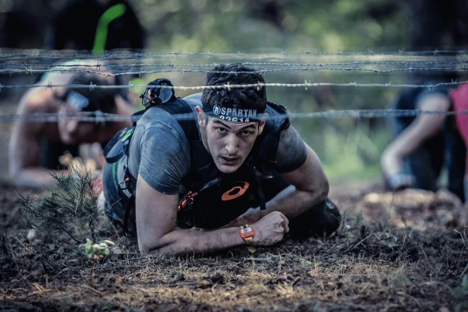 crawling under barbed wire spartan